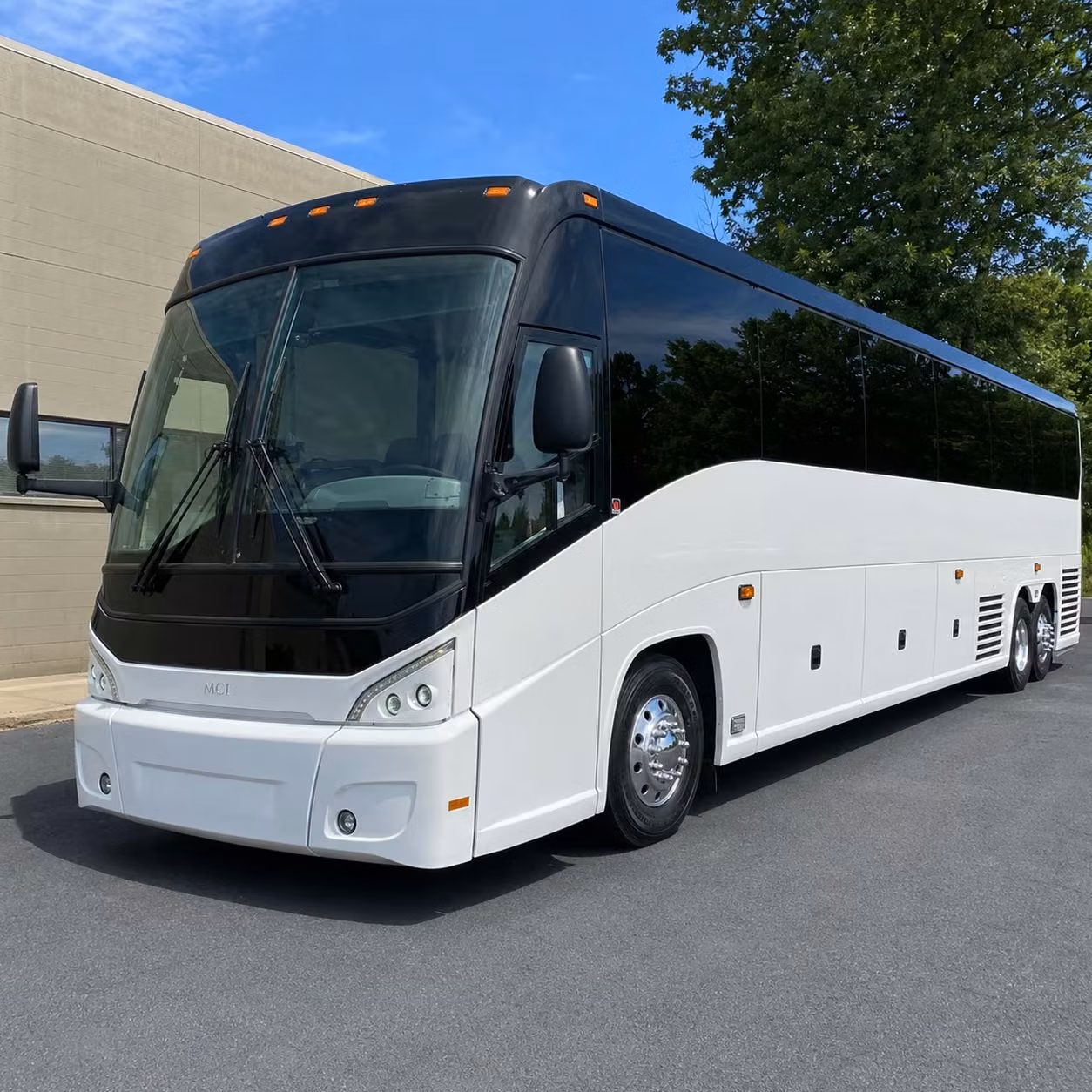 multi day bus rentals from sacramento for conferences tournaments and group travel