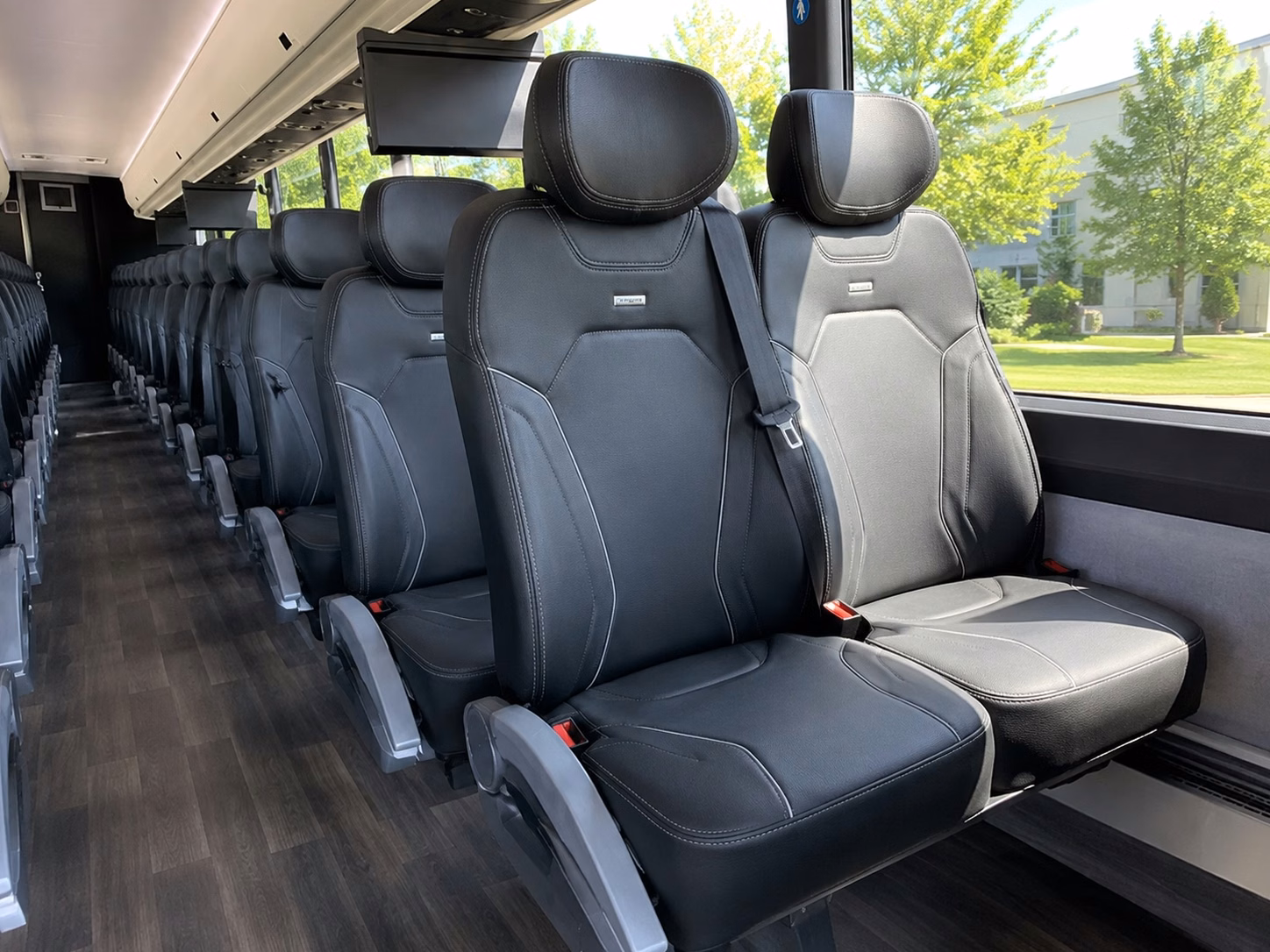 shuttle buses for sacramento ceremony to reception transfers